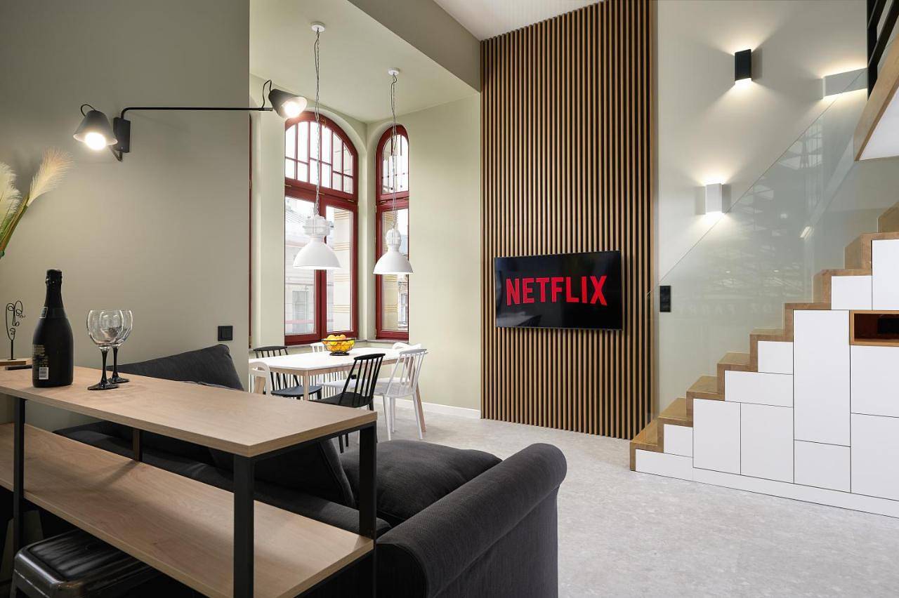 Cały apartament, Stylowe Lofty Piotrkowska 37 Antresola Zrewitalizowana Kamienica Centrum in Łódź, Województwo łódzkie