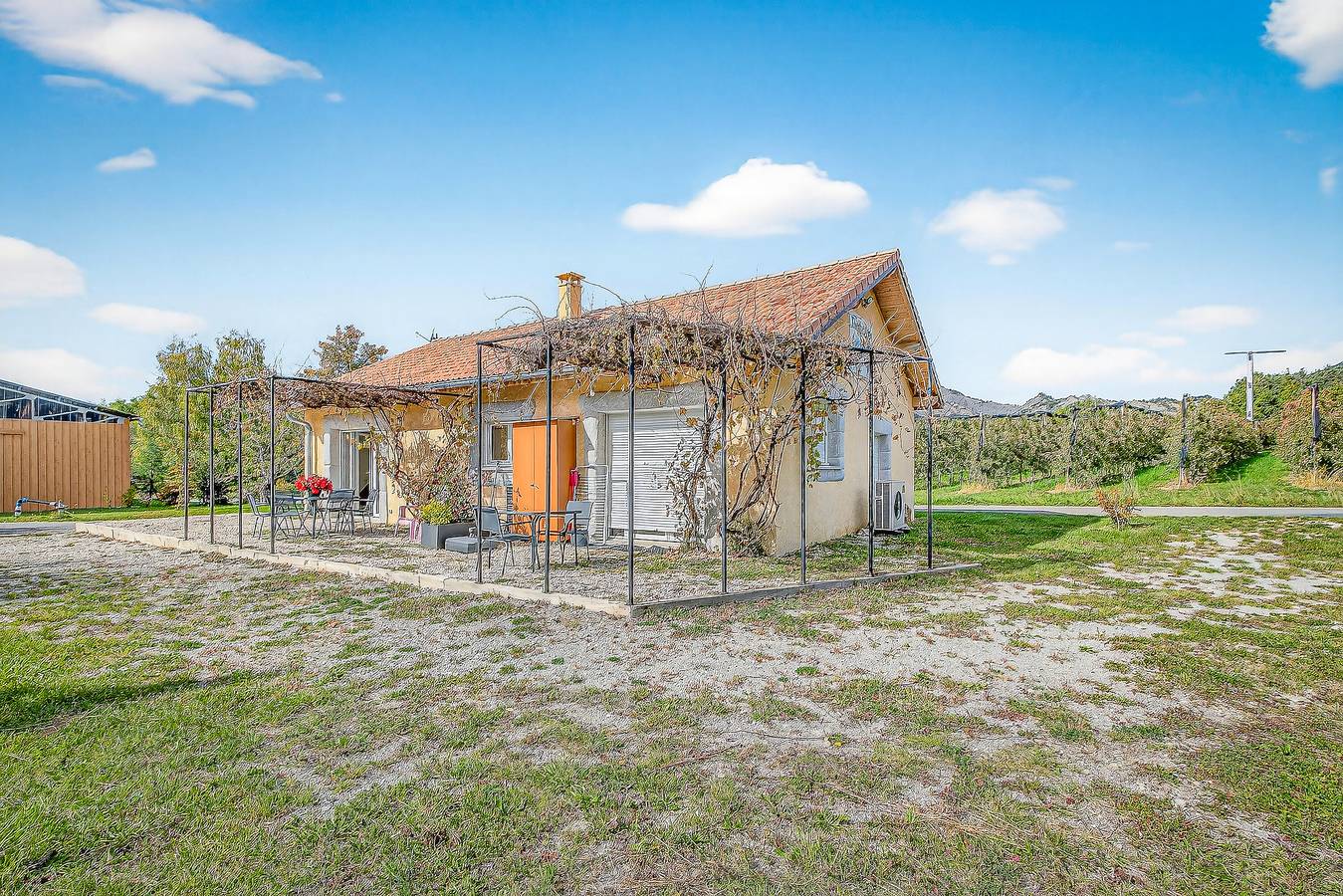 Ferienhaus 'La Grange Des Pépinières' mit Bergblick und Wlan in Le Saix, Gap und Umgebung