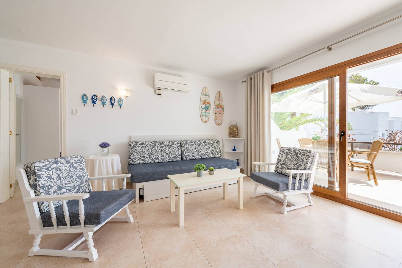 Ganze Wohnung, „Poseidonia“ mit Meerblick, Wlan und Klimaanlage (Touristensteuer inklusive) in Cala Serena, Felanitx