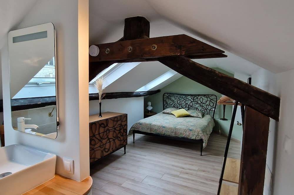 Ganze Wohnung, Blanche Charmant duplex-Apartment-Familie-Ensuite in Fontainebleau, Seine-et-Marne