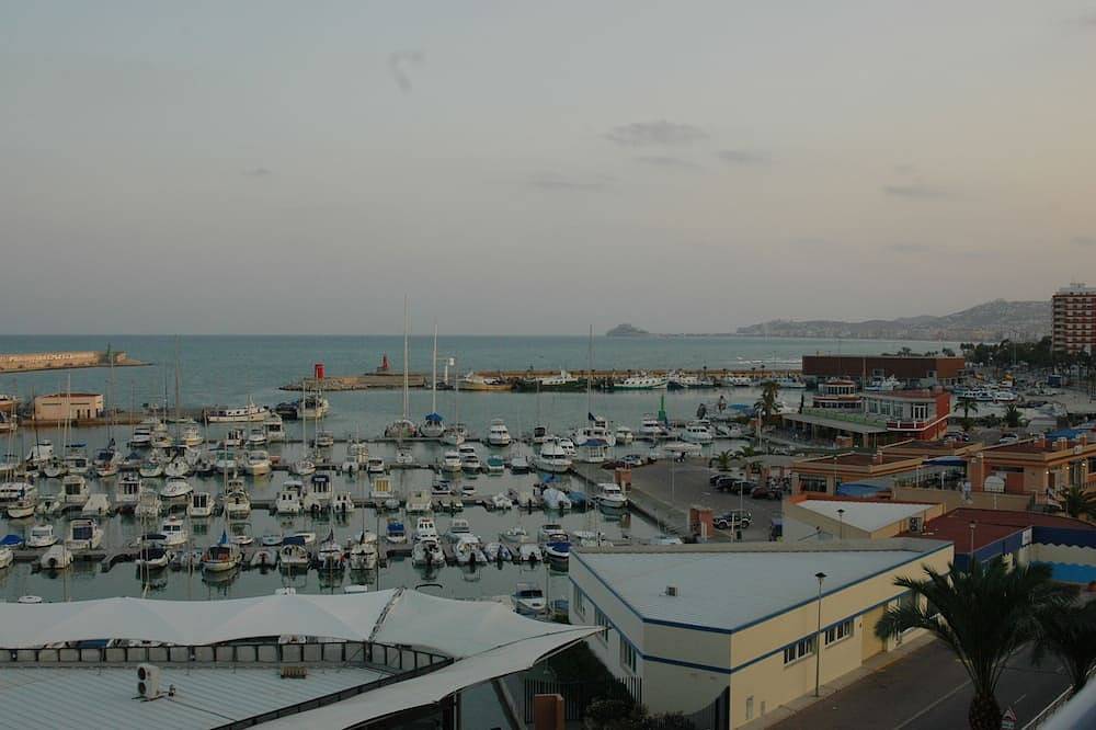 Entire apartment, First Line Apartment With Wifi in Benicarló, Costa del Azahar