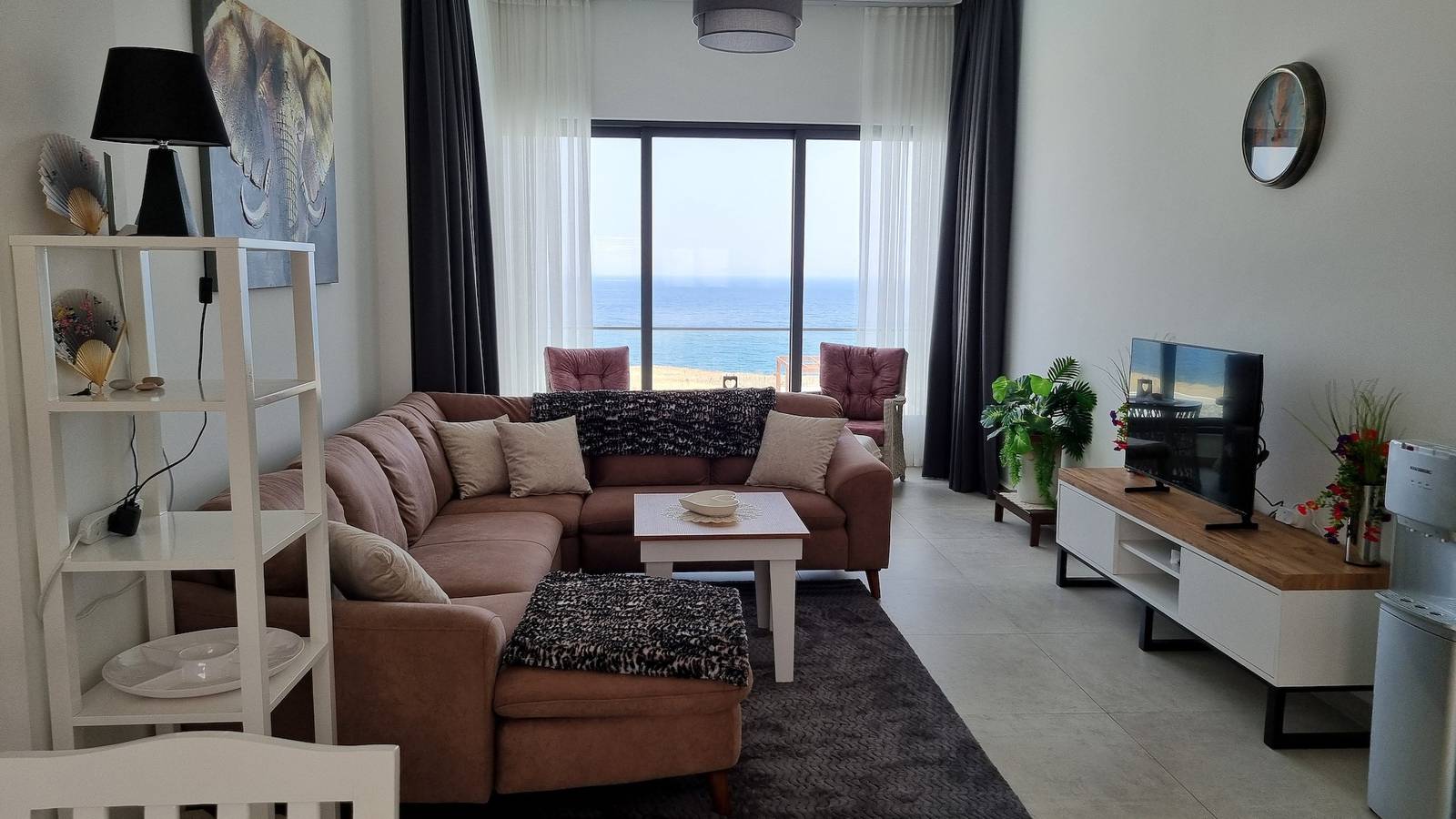 Ganze Wohnung, I7 Lighthouse Apartment mit privatem Pool in Nordzypern