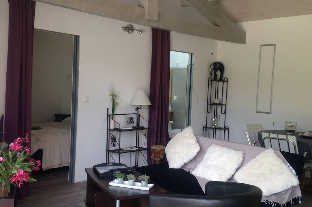 House between sea and mountain - heated pool - high end equipment in Larressore, Bayonne region