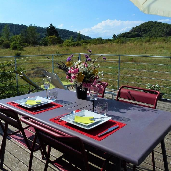 Gîte pour 2 personnes, avec terrasse ainsi que piscine et jardin à Mollans-sur-Ouvèze - 2