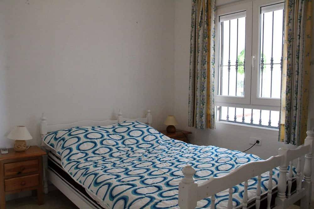 Ganze Wohnung, Perfect 2 Bed 2 Bath Apt In Villamartin Plaza, Pool, Golf and More! in Brisas y Golf, Orihuela
