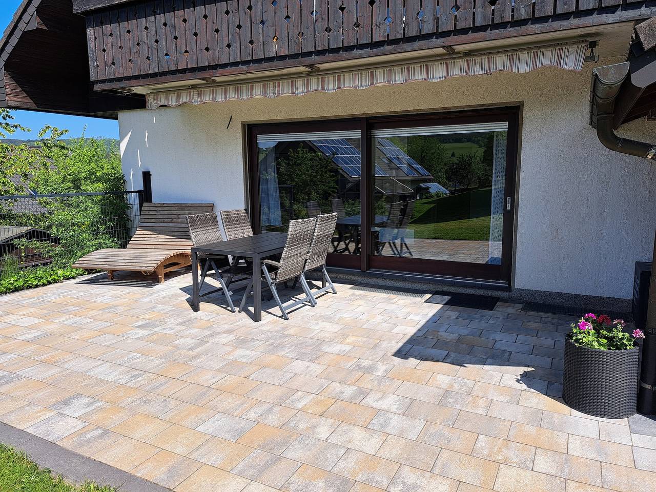 Apartamento entero, Apartamento Sauerland Feeling con vistas a la montaña, terraza privada y wifi in Olsberg, Upland
