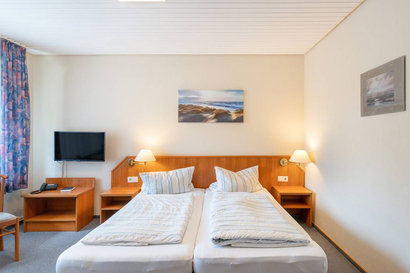 Zimmer 'Doppelzimmer zur Alleinbenutzung' mit Gemeinschaftsterrasse und Wlan in Neßmersiel, Dornum