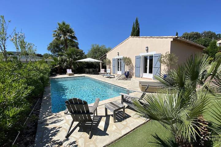 Villa pour 6 personnes, avec terrasse et jardin à Mandelieu-la-Napoule