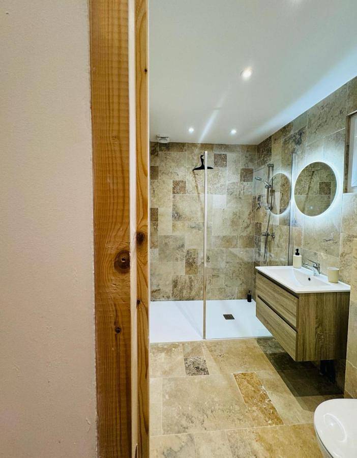 Location de vacances pour 2 personnes, avec jardin à La Motte-Saint-Jean - 2