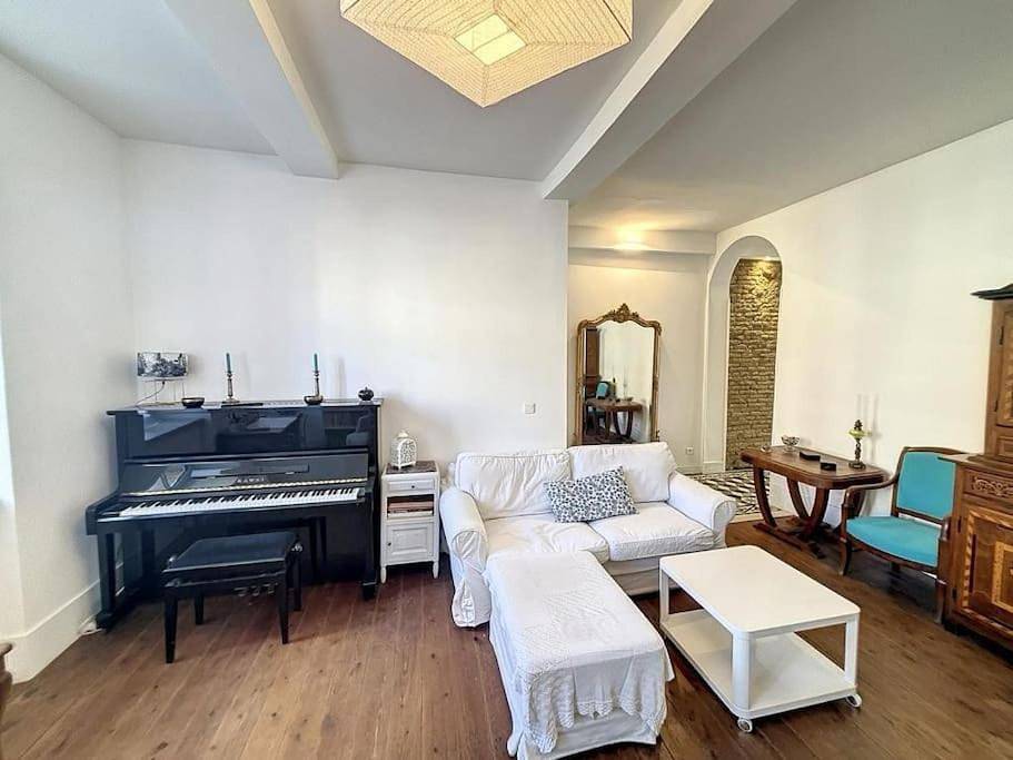 L'écrin Lauragais - Grande maison, 3 chambres 3sdb in Villefranche-de-Lauragais, Canal du Midi
