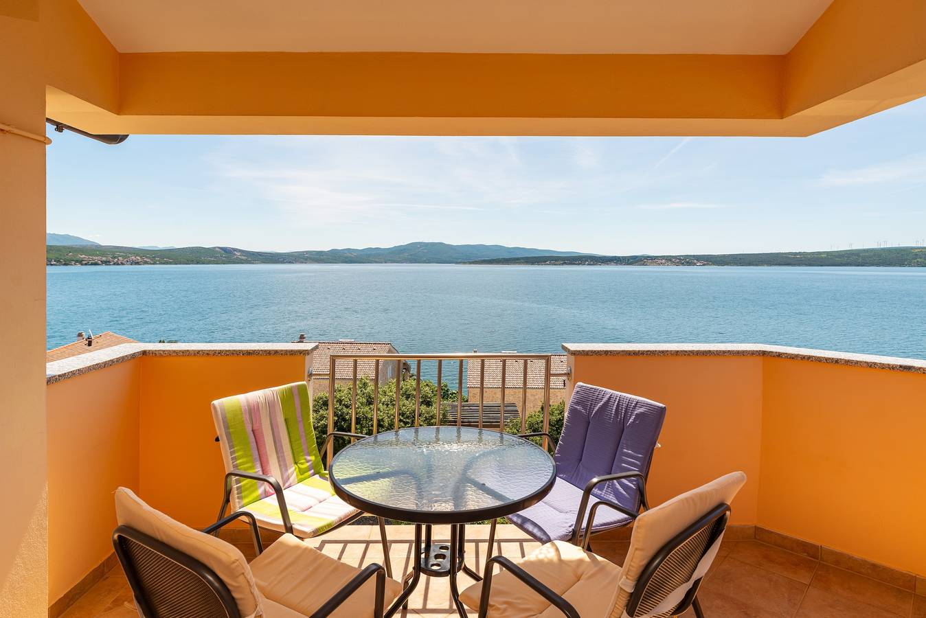 Ganze Wohnung, Ferienwohnung für 4 Personen mit Pool in Novigradsko More, Zadar
