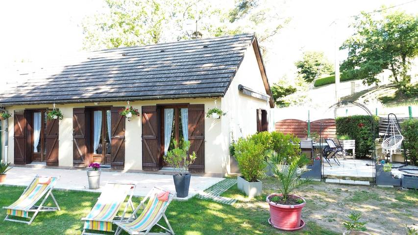 Location de vacances pour 5 personnes, avec jardin, animaux acceptés à Marcillac-la-Croisille
