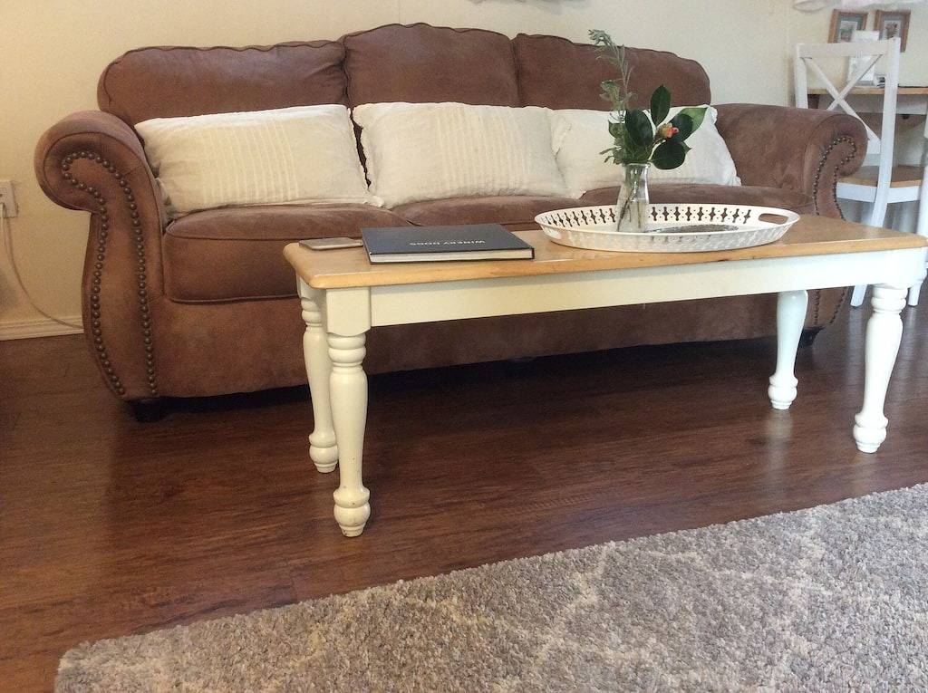 Main Street Farmhouse Cottage in Napa, Napa Valley