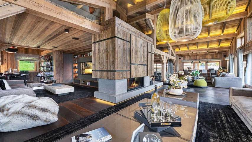 Chalet für 12 Personen, mit Whirlpool und Terrasse sowie Pool und Sauna in Mayrhofen - 2