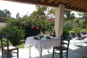 Cottage pour 6 personnes, avec terrasse et jardin à Sampieri