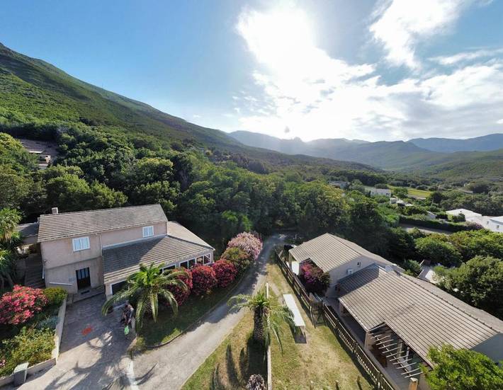 Gîte pour 4 personnes, avec vue et piscine ainsi que bassin pour enfant et jardin à Sisco - 3