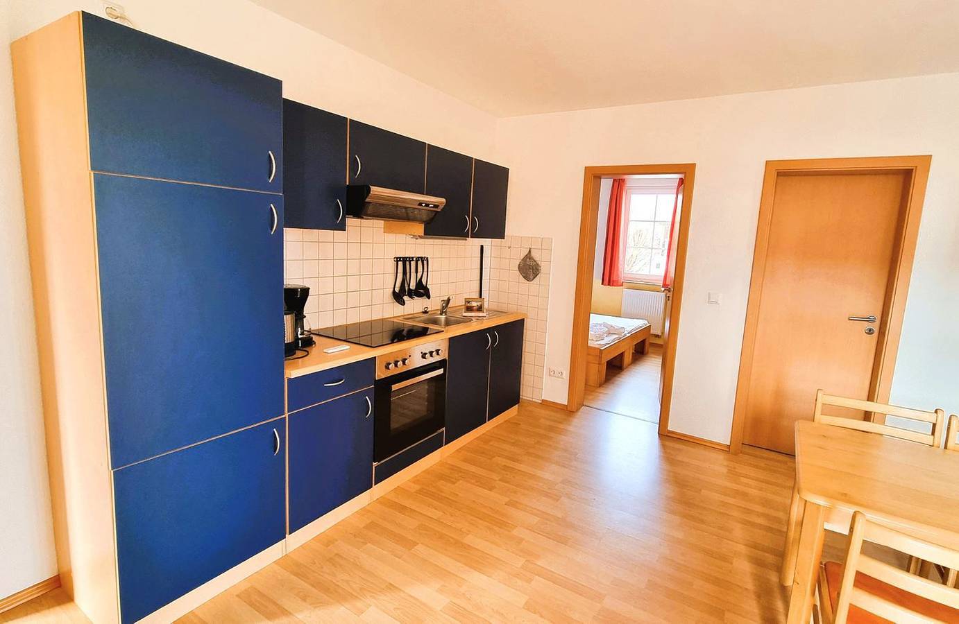 Apartamento entero, Sonnige Ferienwohnung für Erholung mit Terrasse in Alt Reddevitz, Mönchgut
