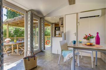 Camping pour 6 Personnes dans Fréjus, Région de Draguignan, Photo 2