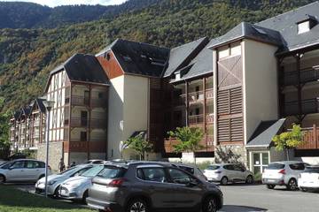 Gîte pour 4 personnes, avec jacuzzi ainsi que balcon et sauna à Saint-Mamet