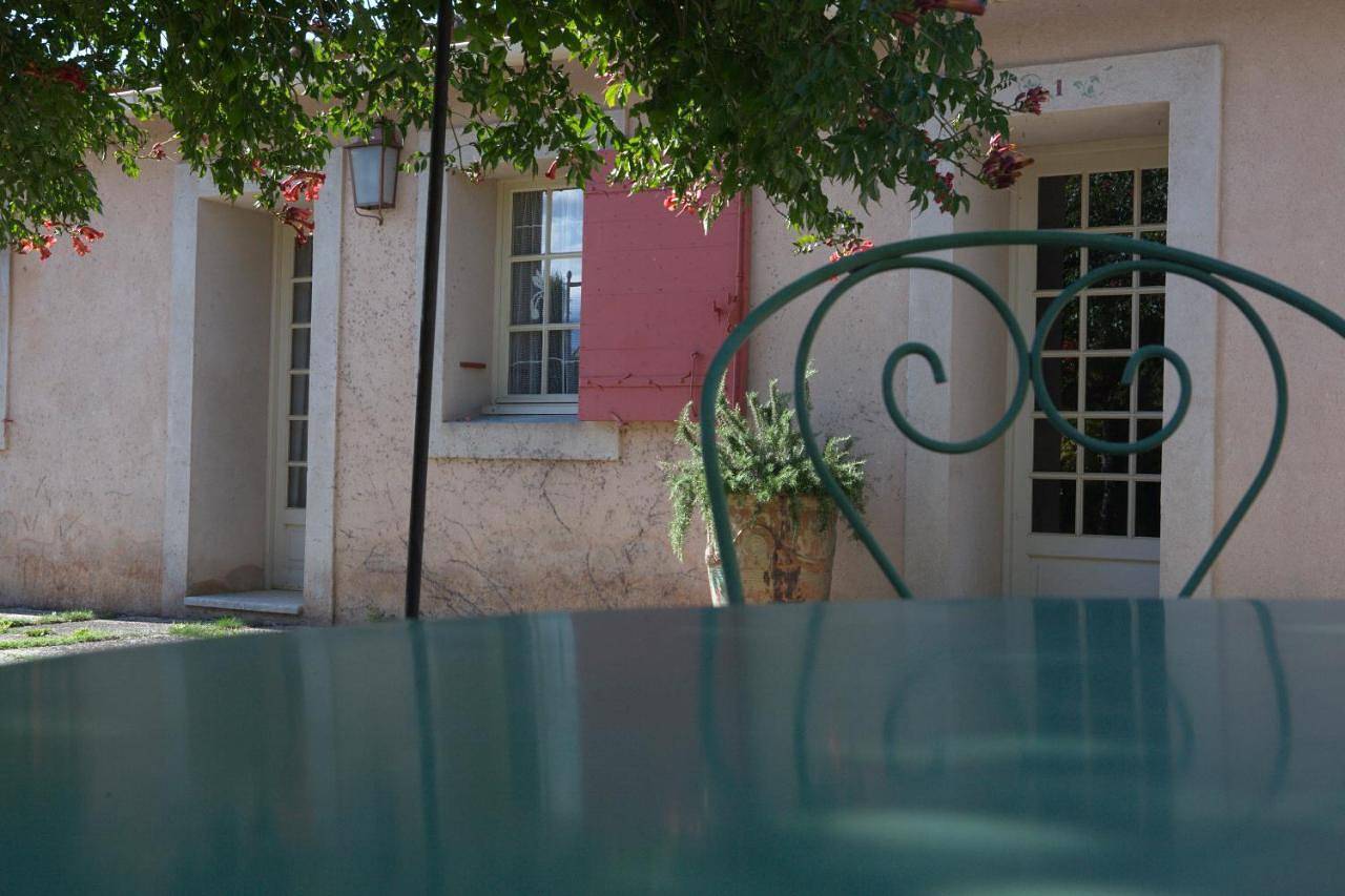 Appartement de vacances entier, Gîte Mas Antinea in Mazan, Parc naturel régional du Mont-Ventoux