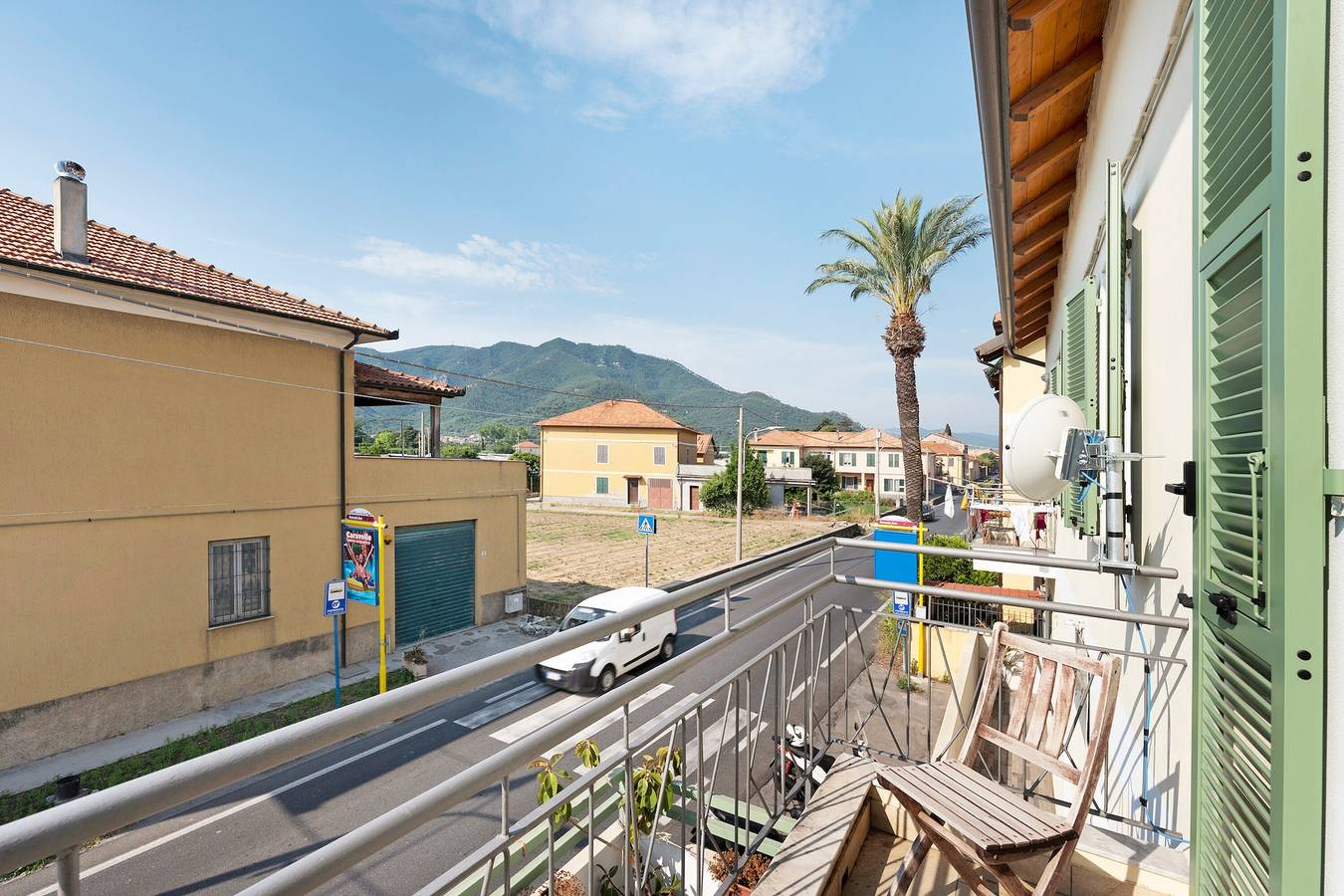 Kamer 'Leone' met Uitzicht op de Bergen, Wi-Fi en Airconditioning in Albenga, Riviera di Ponente