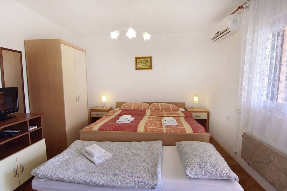 Ganze Wohnung, Kleines, einfaches Apartment Stella Maris 2 in Umag, Umag und Umgebung