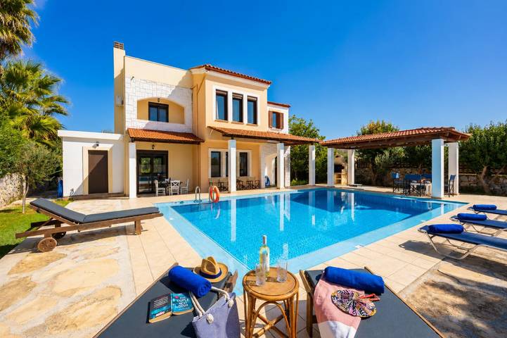 Location de vacances pour 7 personnes, avec Vue sur l’océan ainsi que Terrasse et Jardin dans Vámos