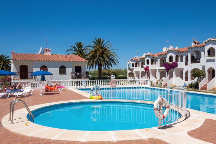 Apartment for 6 people, with Terrace and Garden as well as Children pool in Platja Son Bou