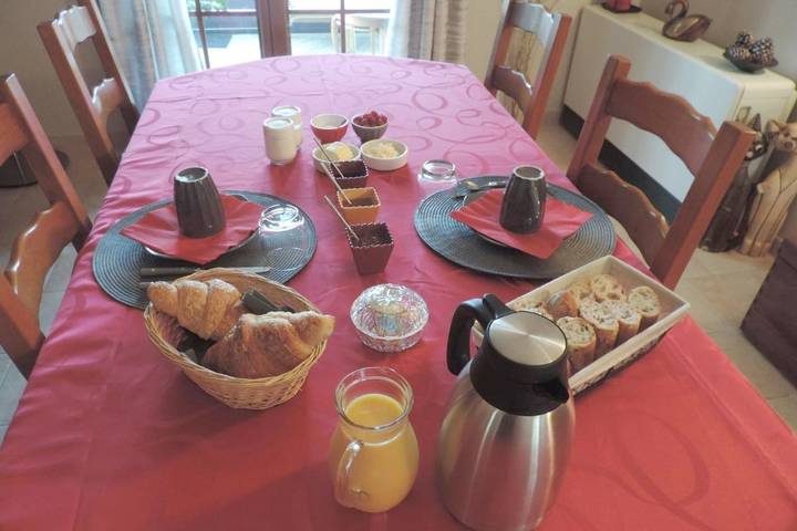 Location de vacances pour 3 personnes, avec jardin et vue, animaux acceptés à Issac - 4