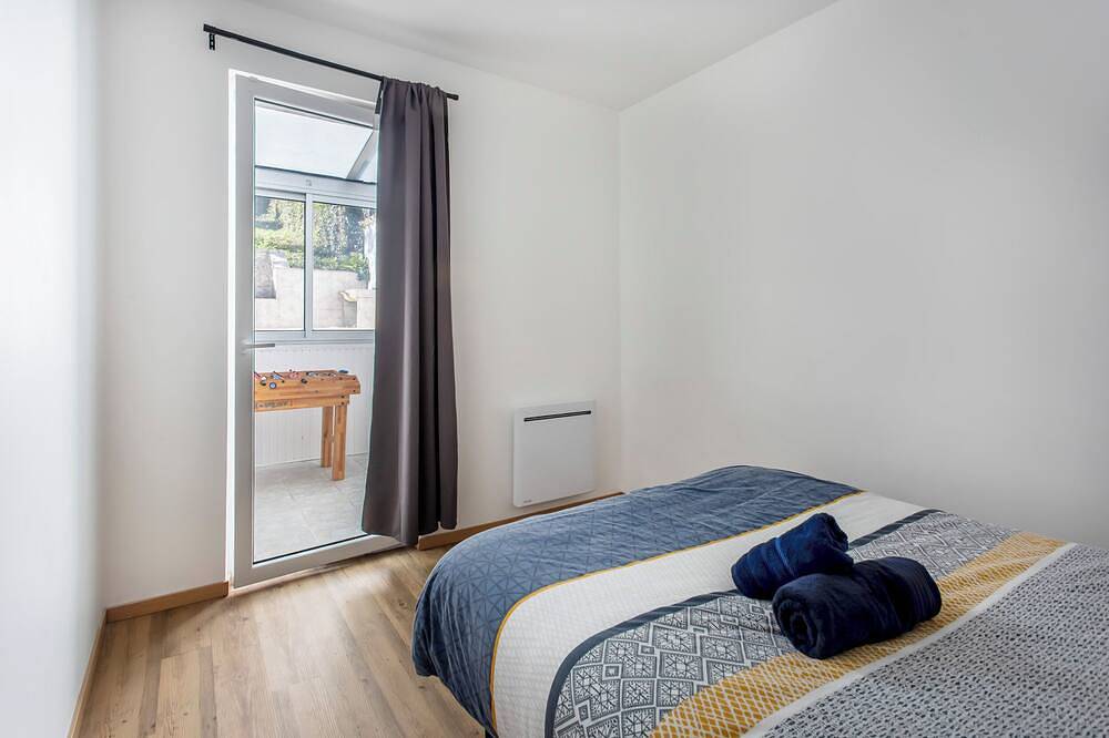 Lovely Bellamy: New house downtown/station in Angoulême, Charente