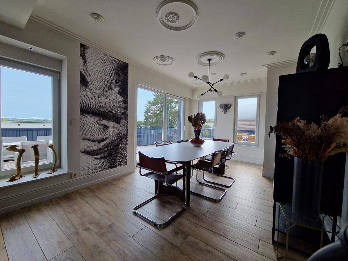 Double Room with Private Bathroom in Berck, Région de Montreuil