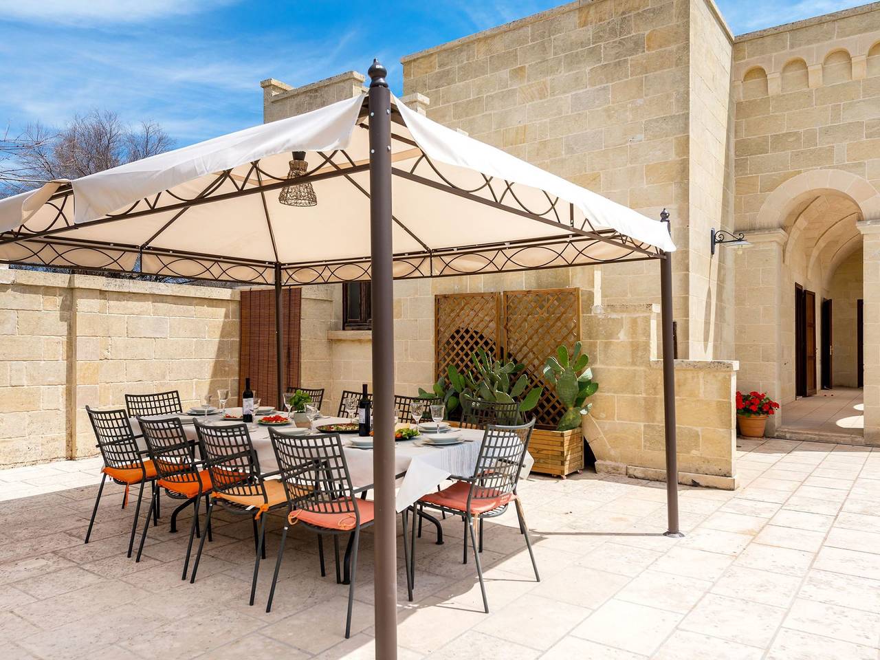 Modernes Bauernhaus mit Pool in der Nähe von Otranto-Salento in Carpignano Salentino, Provincia di Lecce