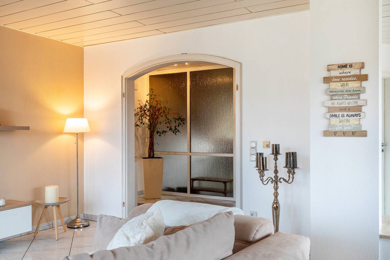 Ganze Wohnung, Ferienwohnung 'Am Wald' mit Gemeinschaftsgarten, Balkon und Wi-Fi in Eppenrod, Lahn-Taunus