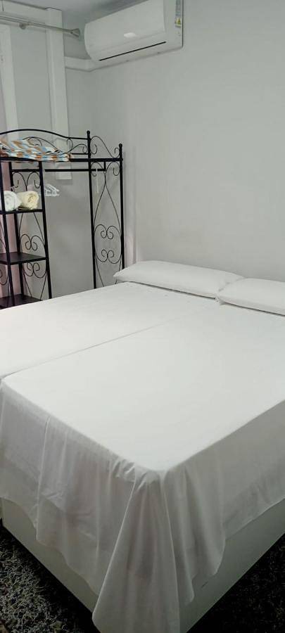 Old Center Inn Alicante in El Barrio, Alicante