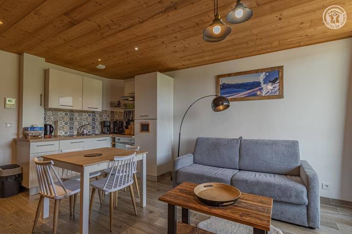 Gîte pour 4 personnes, avec Balcon dans Office De Tourisme De La Feclaz - 4