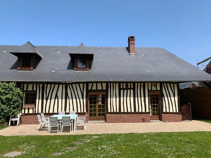 Location de vacances pour 6 personnes, avec jardin et terrasse à Auquemesnil - 2