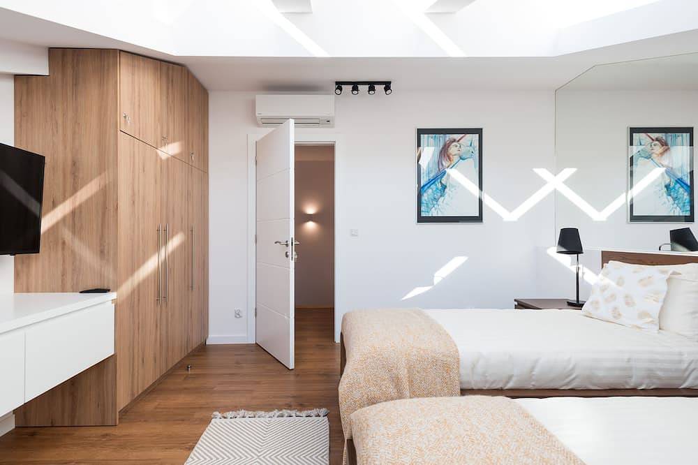 Ganze Wohnung, Kazimierz im Altstadt, luxuriöse 2 Schlafzimmer, 2 Badezimmer Wohnung, Parking in Kazimierz, Krakau