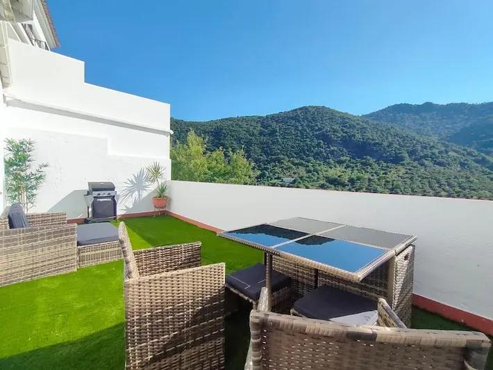 Apartamento de vacaciones para 5 personas, con terraza además de vistas y jardín, Se admiten mascotas - 1