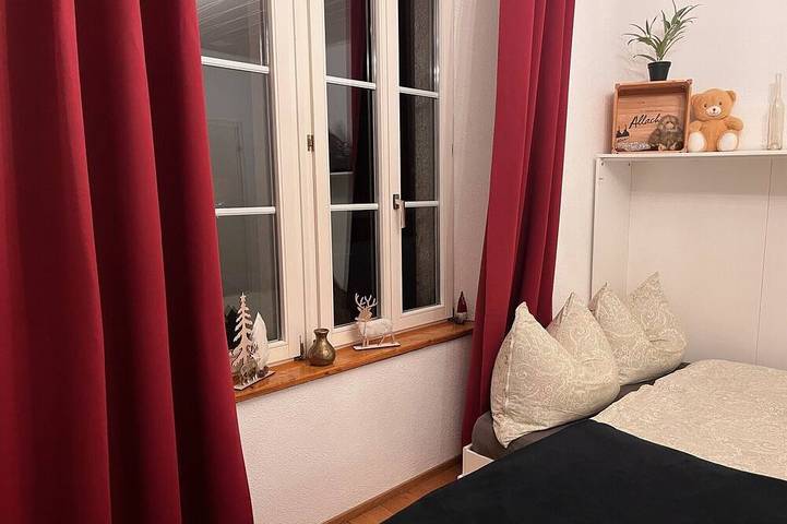 Ganze Wohnung, Ferien nahe Andermatt - Zentralschweiz - Gurtnellen 2.5 Zi. für max 4 Personen in Wiler b. Gurtnellen, Gurtnellen
