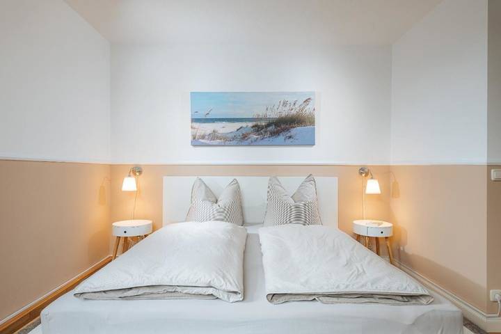 Ferienwohnung für 4 Personen, mit Balkon und Terrasse sowie Ausblick in Gehlsdorf - 2