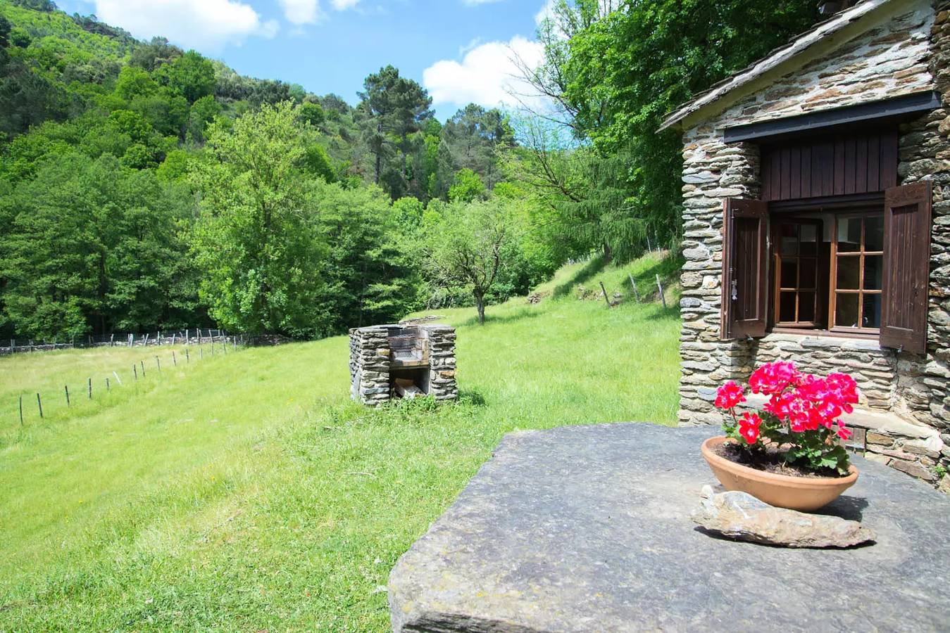 Gîte de France 2 personnes in Saint-Germain-de-Calberte, Parc national des Cévennes