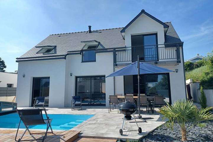 Location de vacances pour 12 personnes, avec balcon dans Plage Kerou