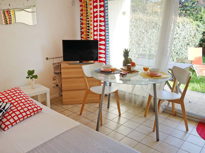Gîte pour 2 personnes, avec terrasse dans Plage de Beaumer - 2
