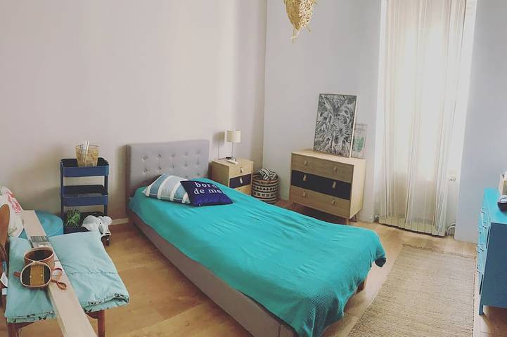 Gîte pour 10 personnes, avec jardin à Miramas - 3