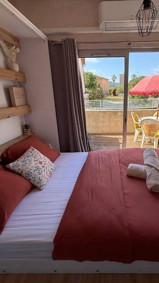 Gîte pour 4 personnes, avec vue et balcon dans Plage des Salins (Hyeres) - 4