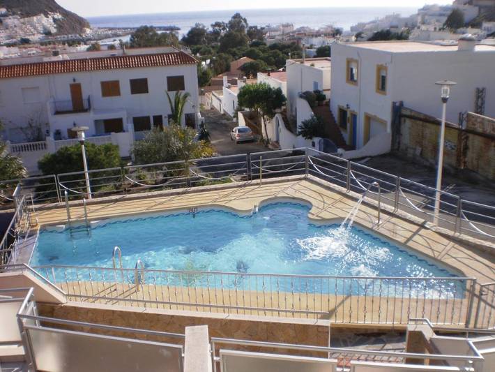 Ferienwohnung für 3 Personen, mit Terrasse und Garten sowie Pool und Ausblick in San José (Andalusien)