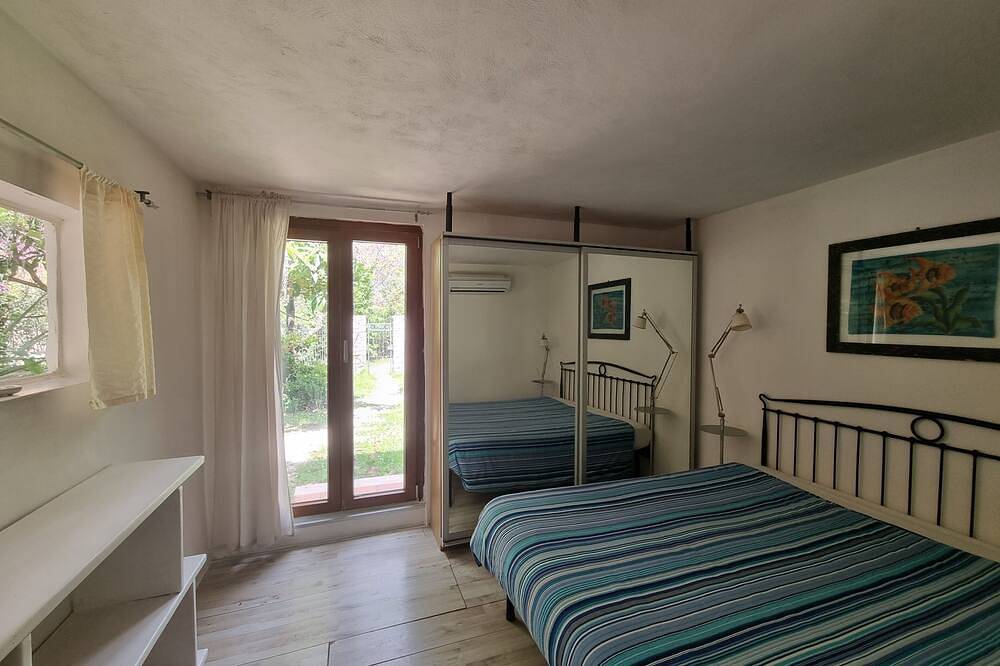 Bikers cottage in the woods 5 minutes from the sea, in Varigotti, Finale Ligure Municipality