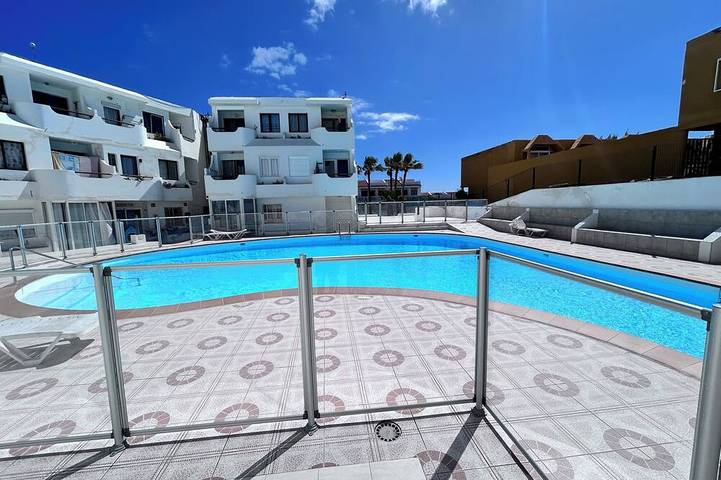 Appartamento per 4 persone, con piscina e terrazza in Costa de Antigua