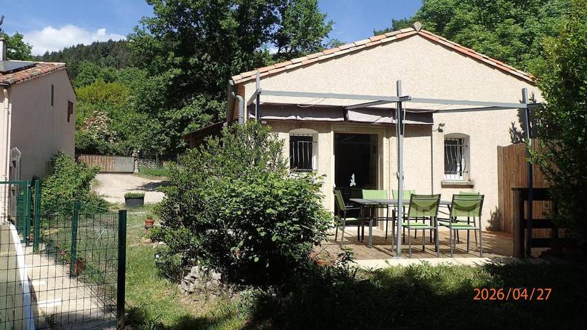 Location de vacances pour 4 personnes, avec piscine et jardin, animaux acceptés à Molières-Cavaillac - 4