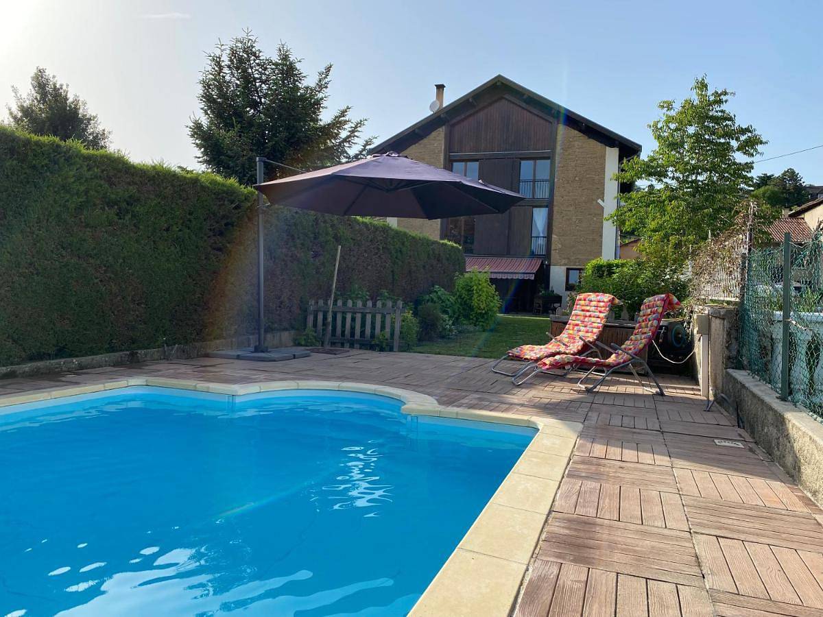 Four-Bedroom House in Saint-Jean-de-Moirans, Isère